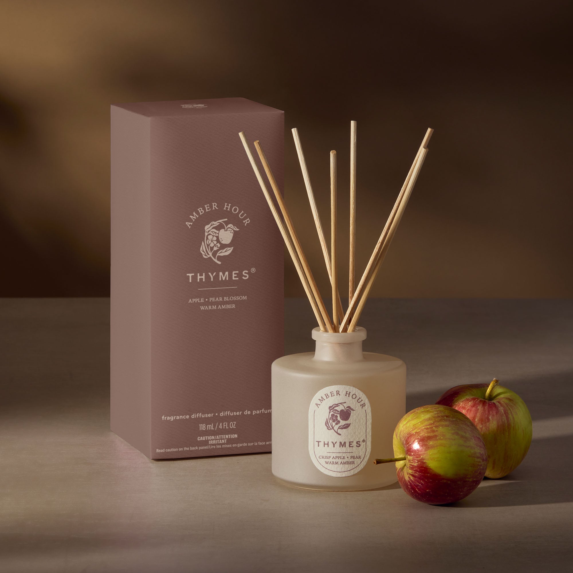 Alt-Image-Stack-0019-15-thymes-hours-edit-amber-hour-diffuser-hero-0150_d33c86c3-3386-4901-832c-0de3cee19fd3.jpg
