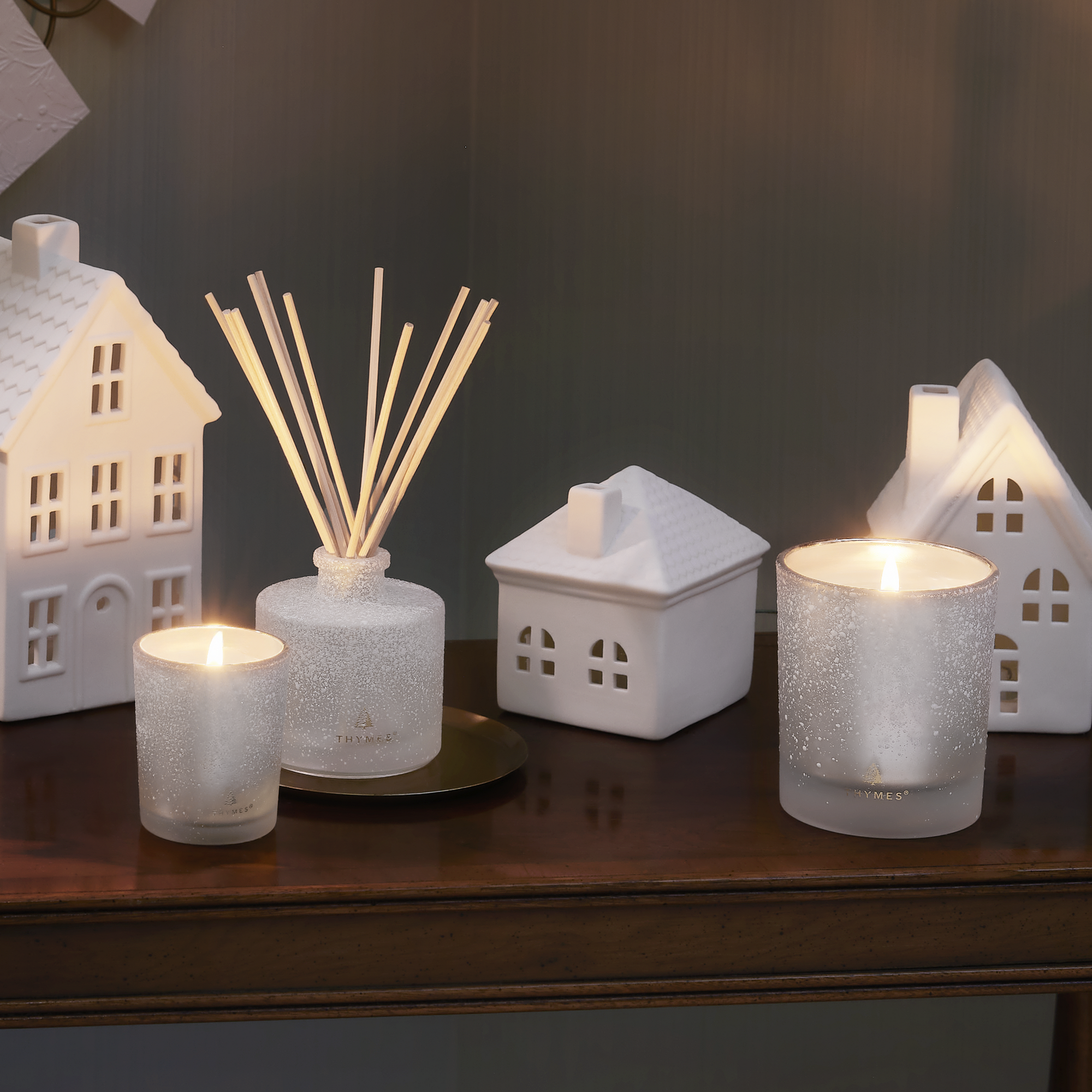NEW_203-frasier-fir-flocked-diffuser-TH39710508007.png