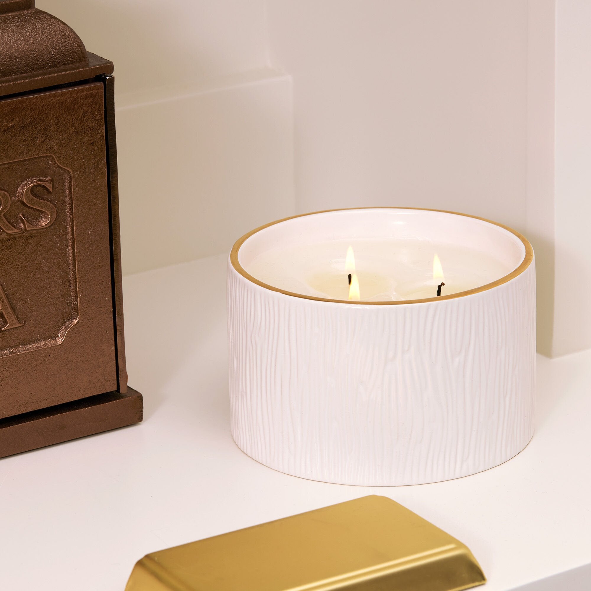 frasier-fir-gilded-ceramic-candle-3-wick-2.jpg