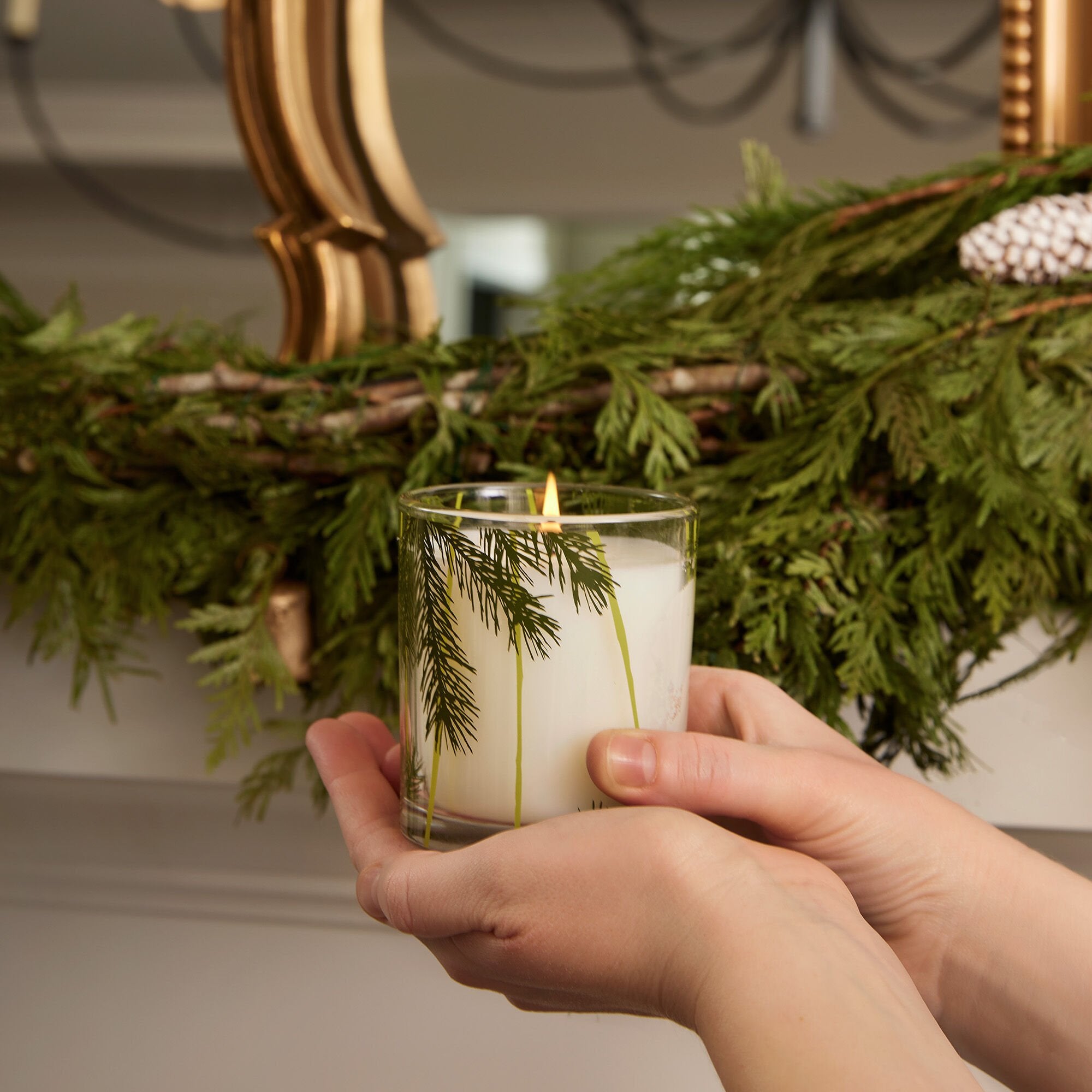frasier-fir-poured-candle-pine-needle-4.jpg
