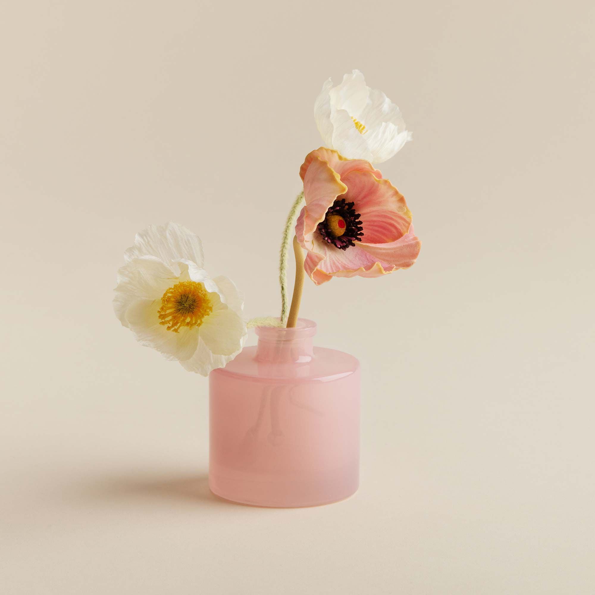 goldleaf-gardenia-petite-reed-diffuser-reusing-vessel-florals-min.jpg