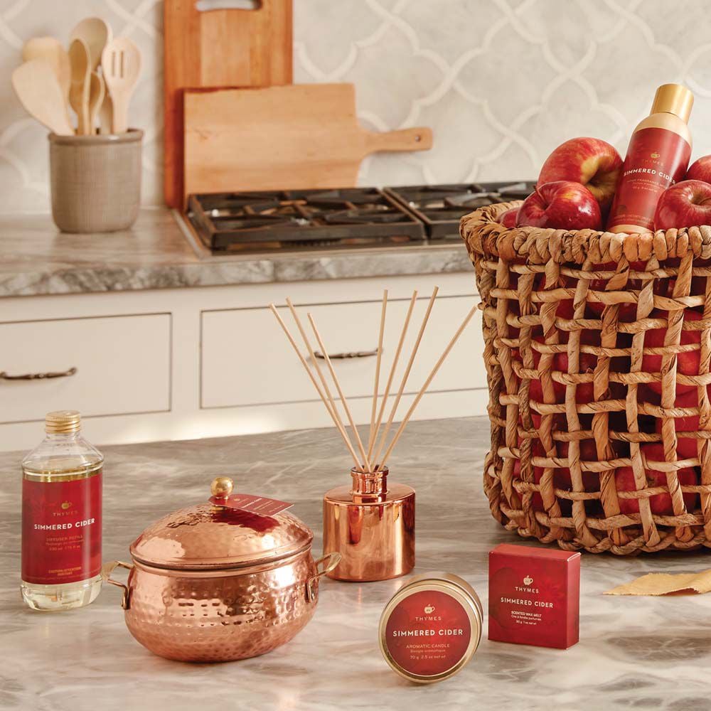simmered-cider-collection-on-counter-in-apple-basket-holiday-2021-2-2000x2000-1.jpg