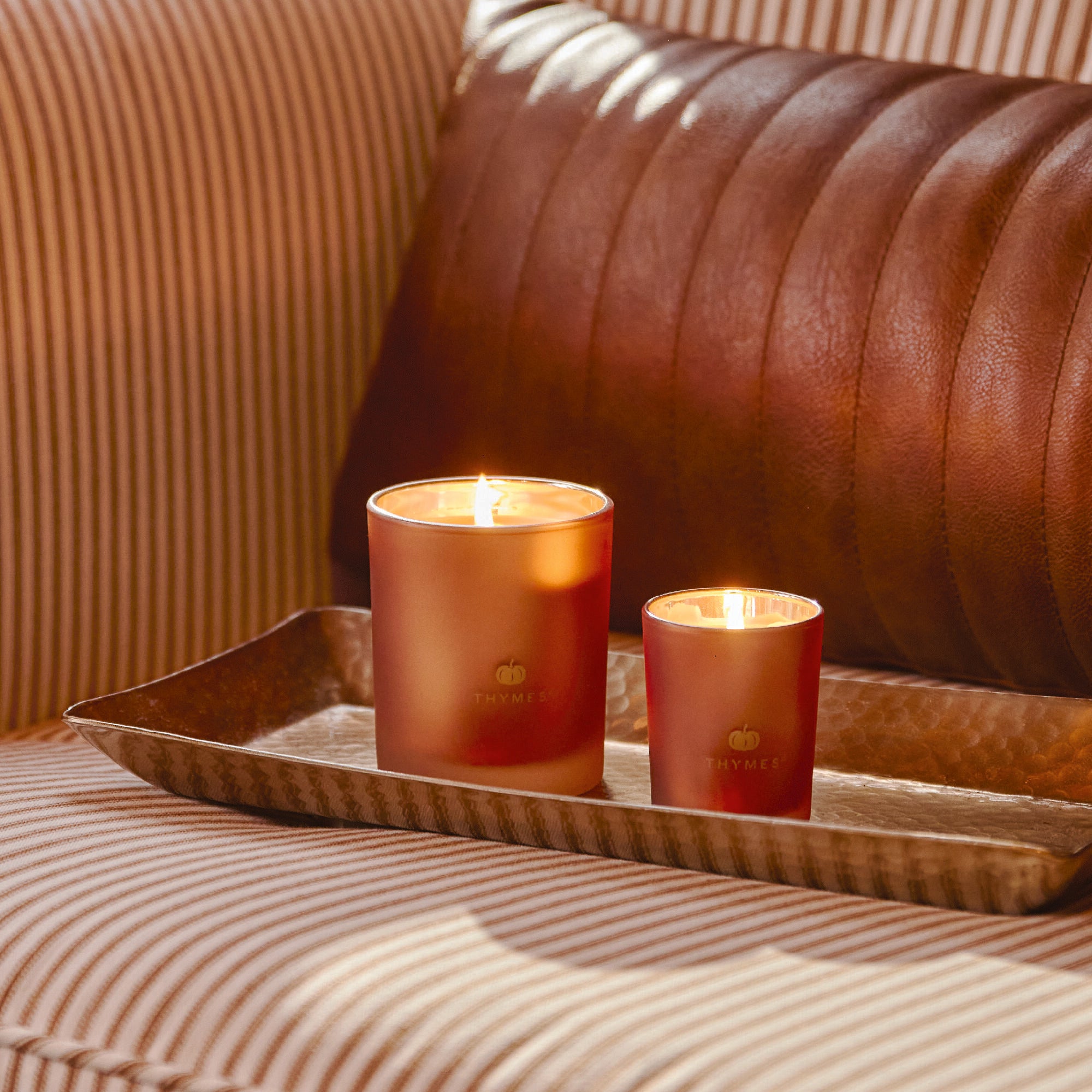 thymes-hy23-pumpkin-laurel-votive-web-alt-2.jpg